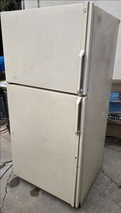 GE refrigerator