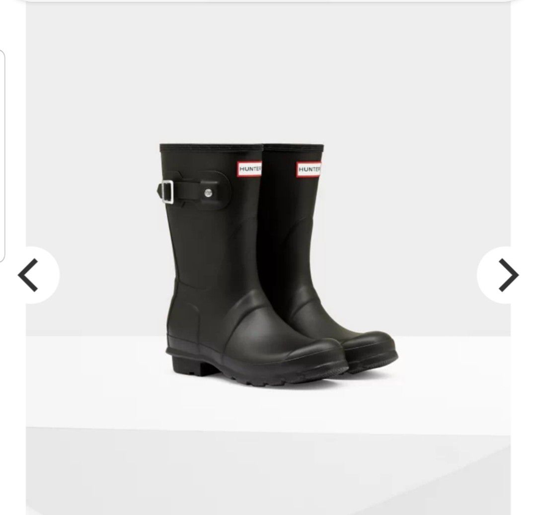 Hunter rain boots size 9 new in box $75