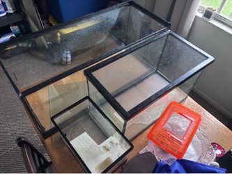 Reptile/fish tanks