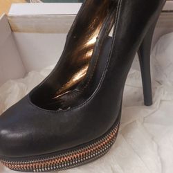 Black  Heels 8.5