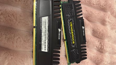 Corsair 8gb 1600mhz ram stick x2