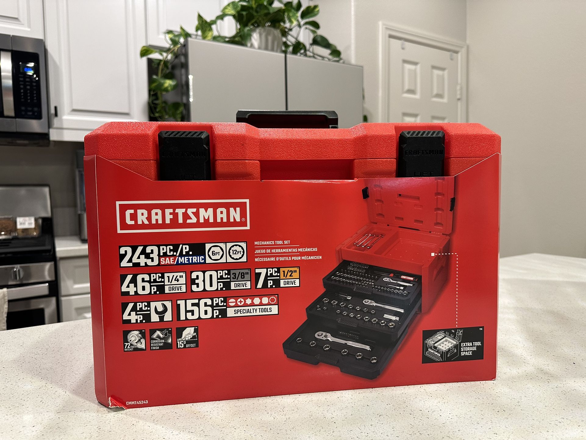 CRAFTSMAN 243-Piece Standard (SAE) and Metric Combination Polished Chrome Mechanics Tool Set (1/4-in; 3/8-in; 1/2-in)
