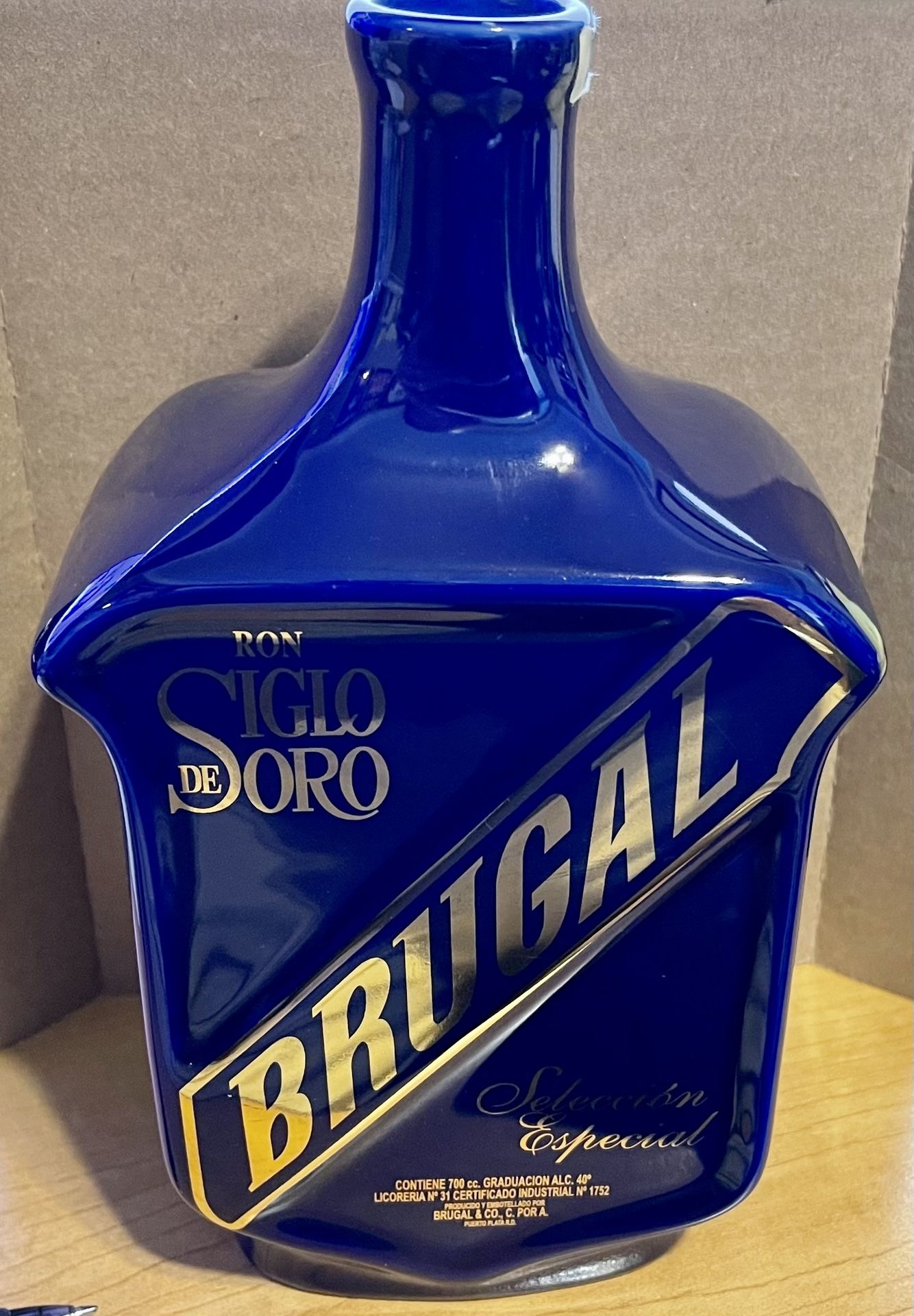 Brugal Ron Ceramic Siglo De Oro Bottle