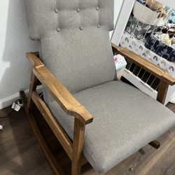 Rocking Chair 