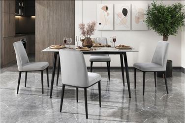 5 PC DINING SET NEW IN BOX