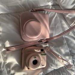 Fuji-film Instax Mini 12 Camera  (Blossom Pink) 