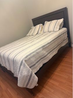 Queen Size Bed / Frame / Mattress