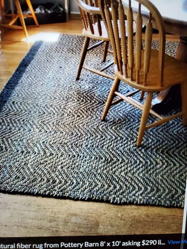 Pottery barn 8x10 throw rug in wonderful condition !!! for Sale in