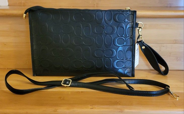 Brand New 3 Ways Leather Bags . Clutch And Crossbody And Shoulder Bag .