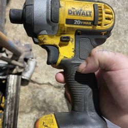 Dewalt 1/4in Hex Drill
