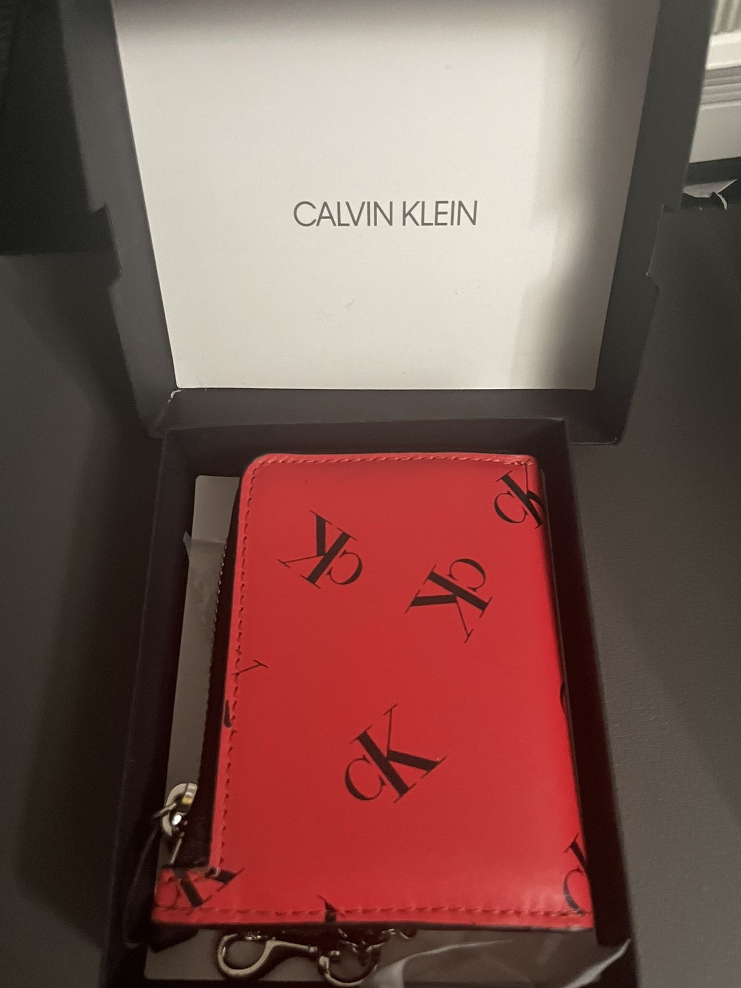 Calvin Klein Women’s Small Wallet