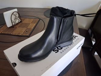 Sonoma women boots size 8