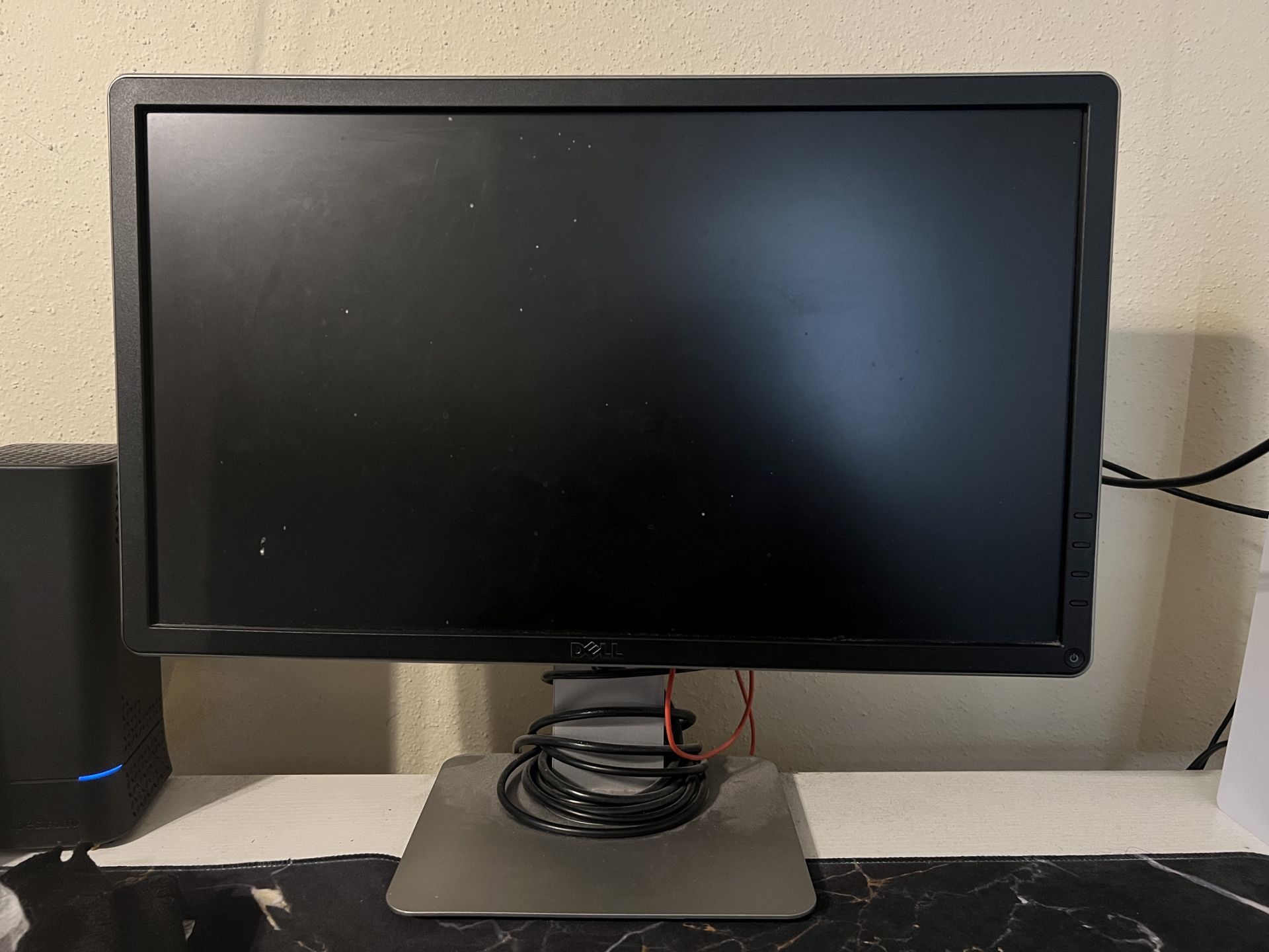 Dell computer monitor