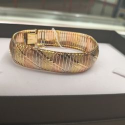 14k Gold Breaclte 23 Grams Layaway Available 10% Down If You Interested Please Make Sure You Ask For Maribel Thank You 