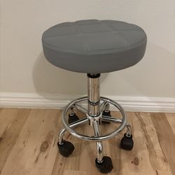 Round Rolling Stool with Foot Rest Swivel Height Adjustment Gray 13” diameter