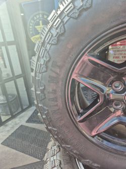 Used 17" Jeep rims