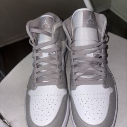 Nike Air Jordan 1 Mid Linen Grey Light Bone White