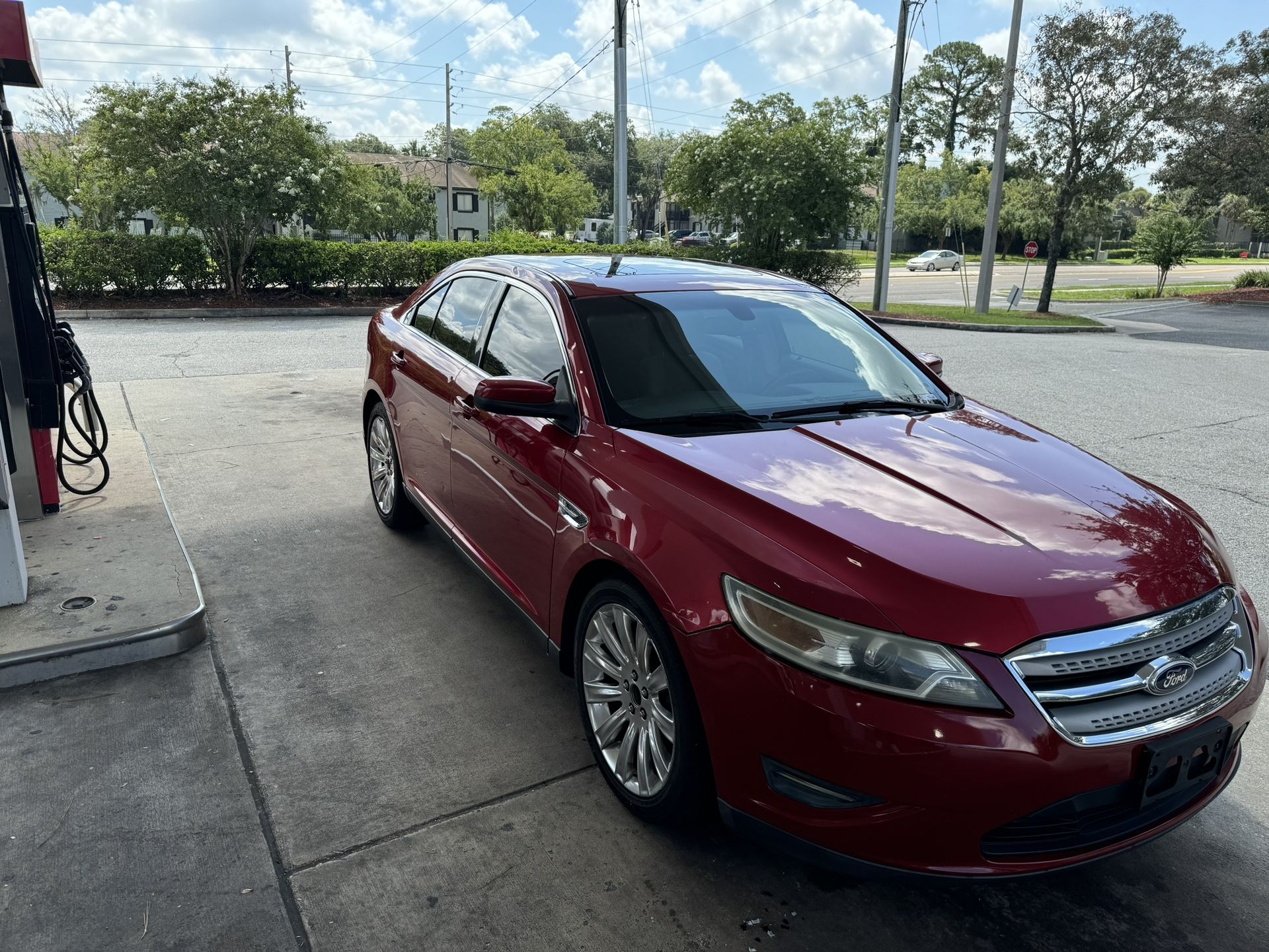 2011 Ford Taurus