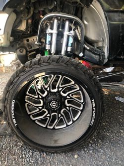 24x14  On 35s  Asking 3500$ Or Trade For Other Wheels