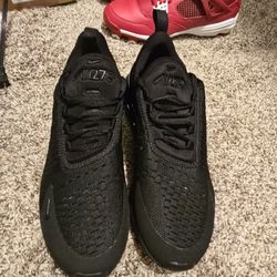 Airmax 270 size 10.5 Brand new