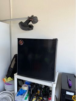 Mini fridge