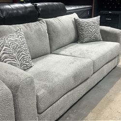 New 2-pc Sofa 1129$