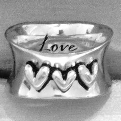 3 Heart Love Ring 