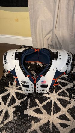 XL football pads