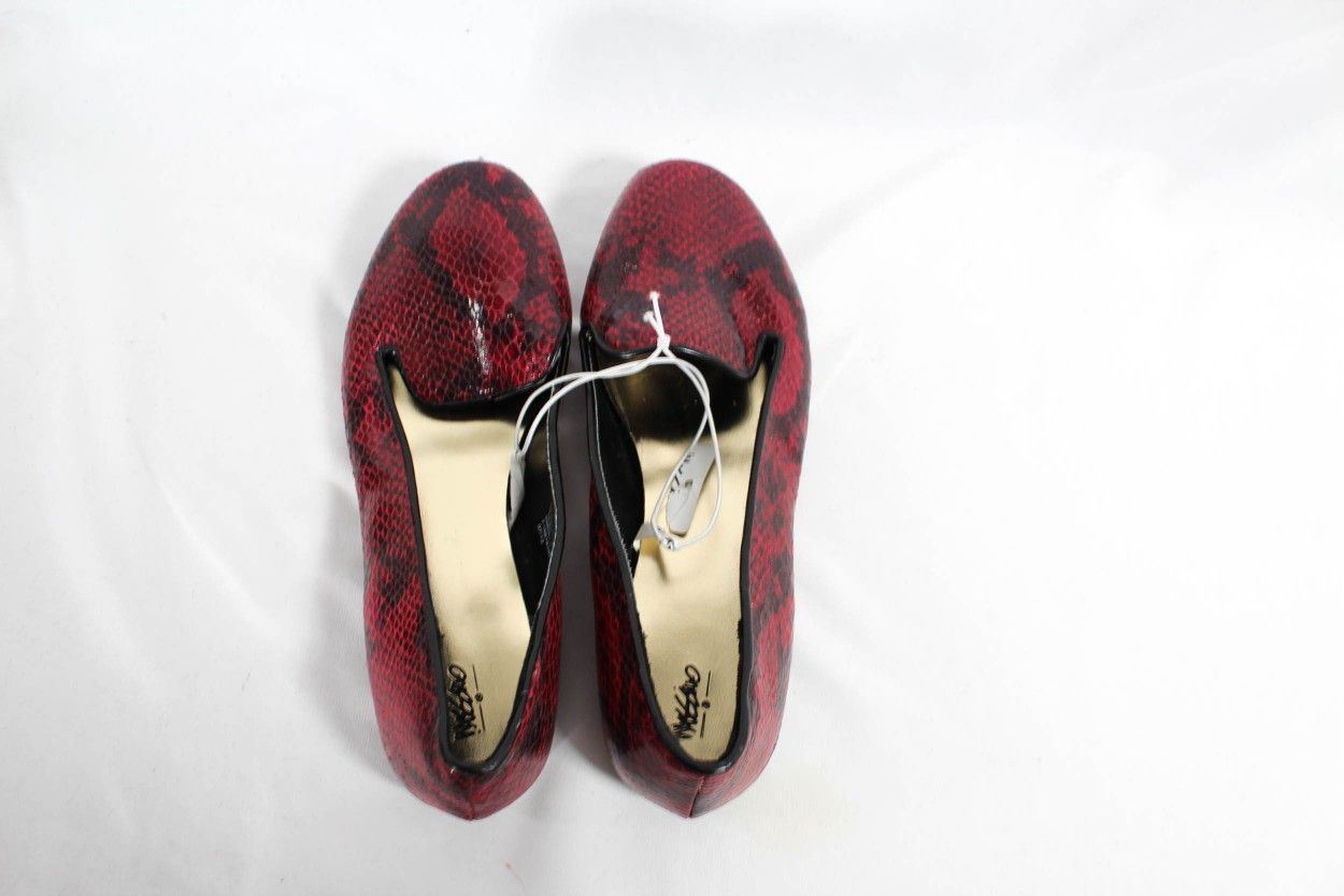 NWT Mossimo Burgundy & Black Snakeskin Loafer Flats, Women's Size 8 1/2