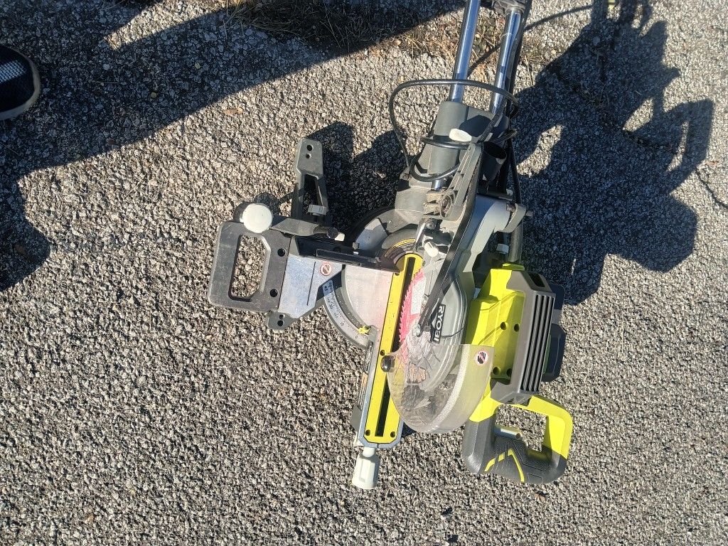 Ryobi Compound Sliding Miter Saw 