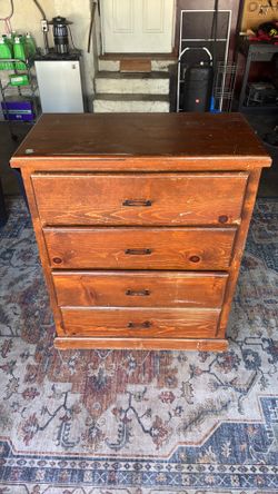 Dresser