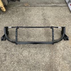 Chevrolet Trailblazer / GMC Envoy Radiator Support ( New Car Parts )