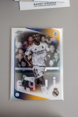 Topps Chrome Vini Jr. Real Madrid Trading Card