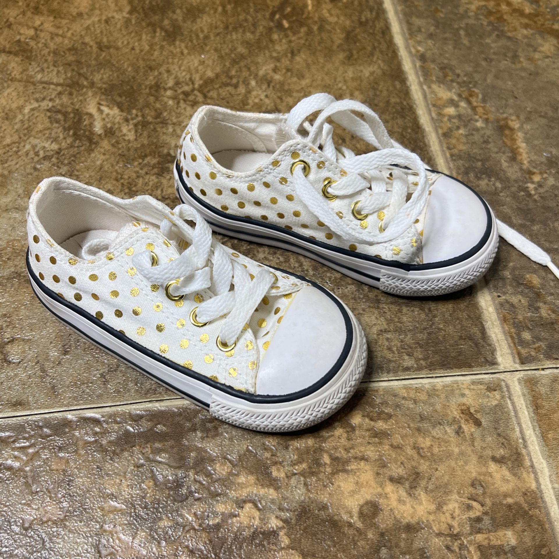 CONVERSE Size 6 Shoes White Girls Toddler