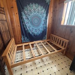Free Twin bed