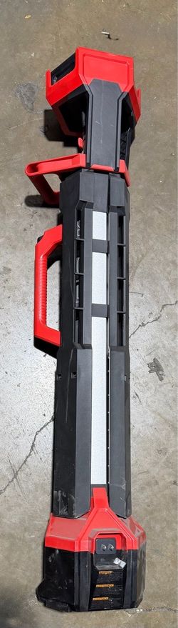 Milwaukee M18 Cordless Tower Light