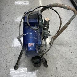 Graco 390 PC Stand Electric Airless Paint Sprayer.  