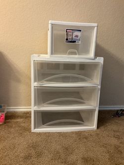 Storage. Doll house. Stool. Leggos