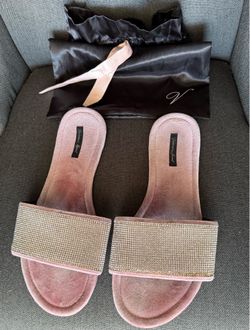 ✨ Victoria’s Secret Pink Rhinestone Slides ✨