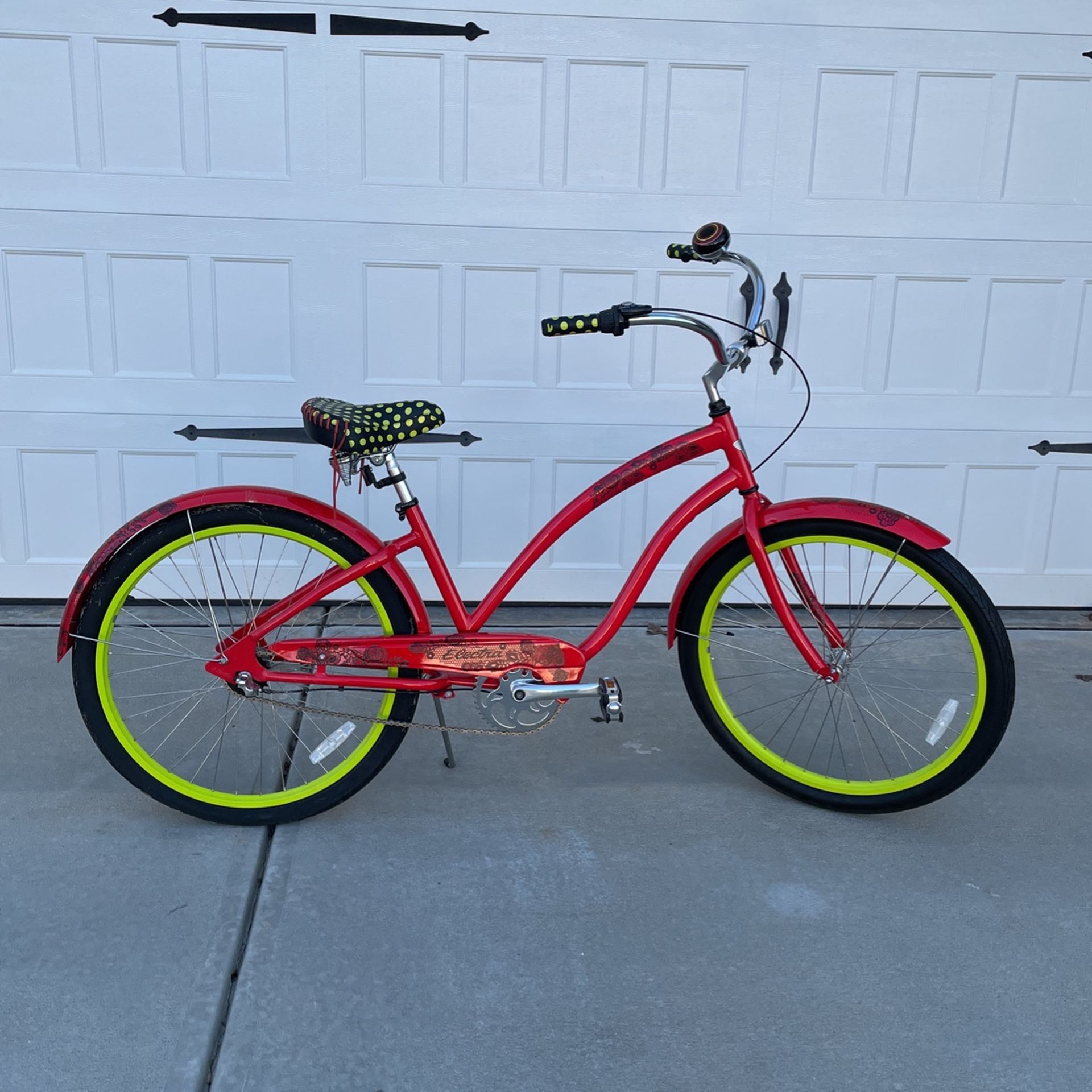 REI Women’s Electra Cruiser 26” Bike