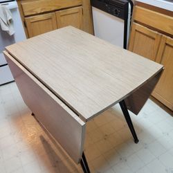 Drop Leaf 70s Table And Chairs