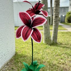 Oversized Decor Flower