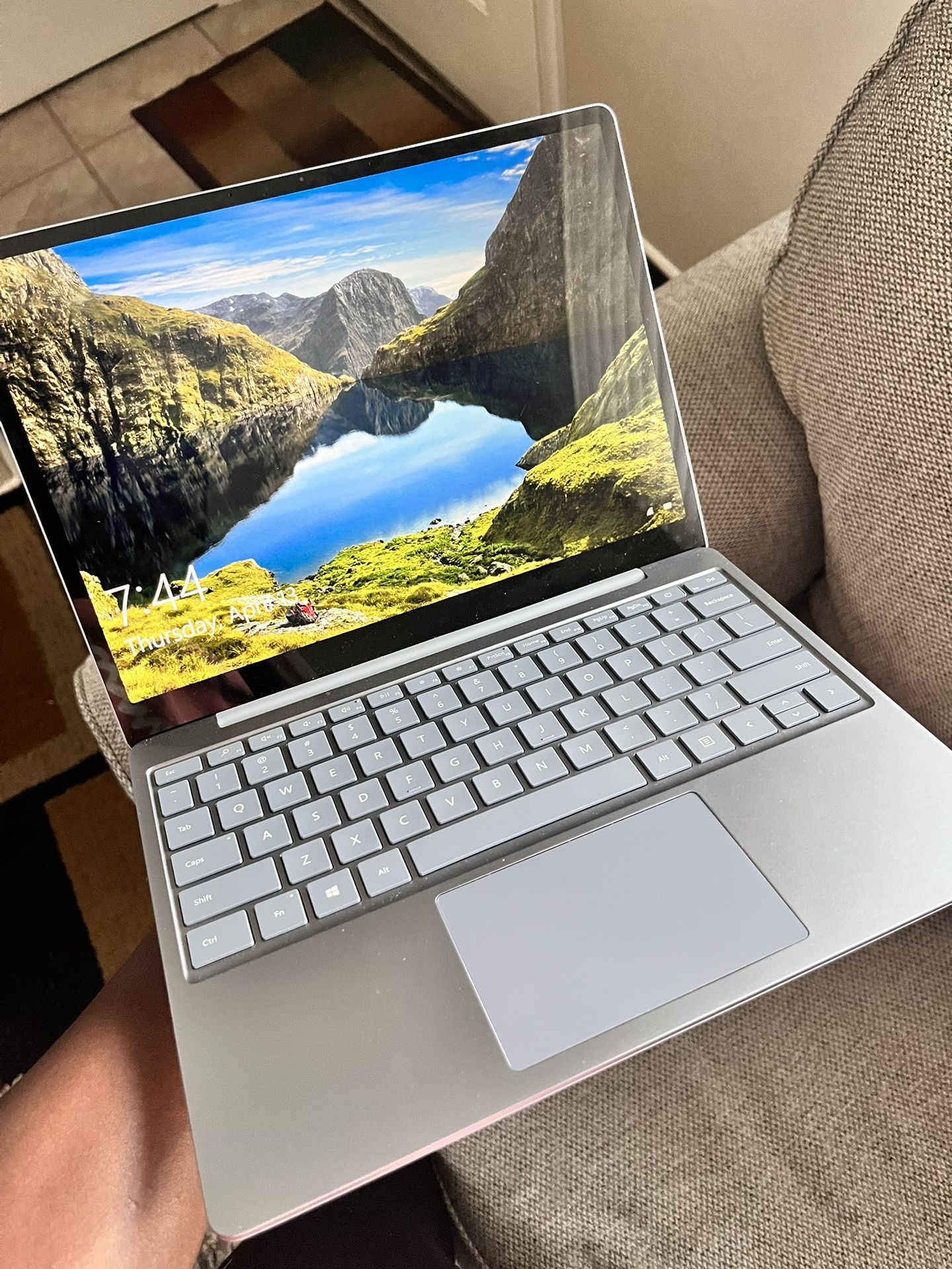 Microsoft Surface Laptop 
