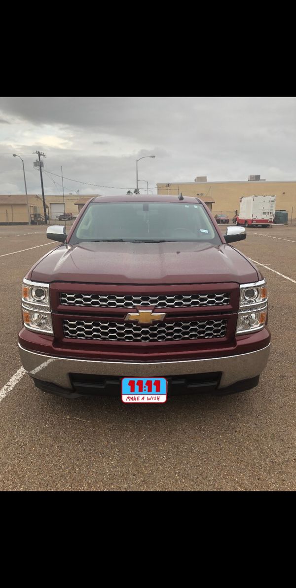maroon cateye chevy