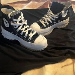 Converse Size 7