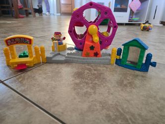 2003 Mattel Fisher Price Little People Musical Ferris Wheel B7553