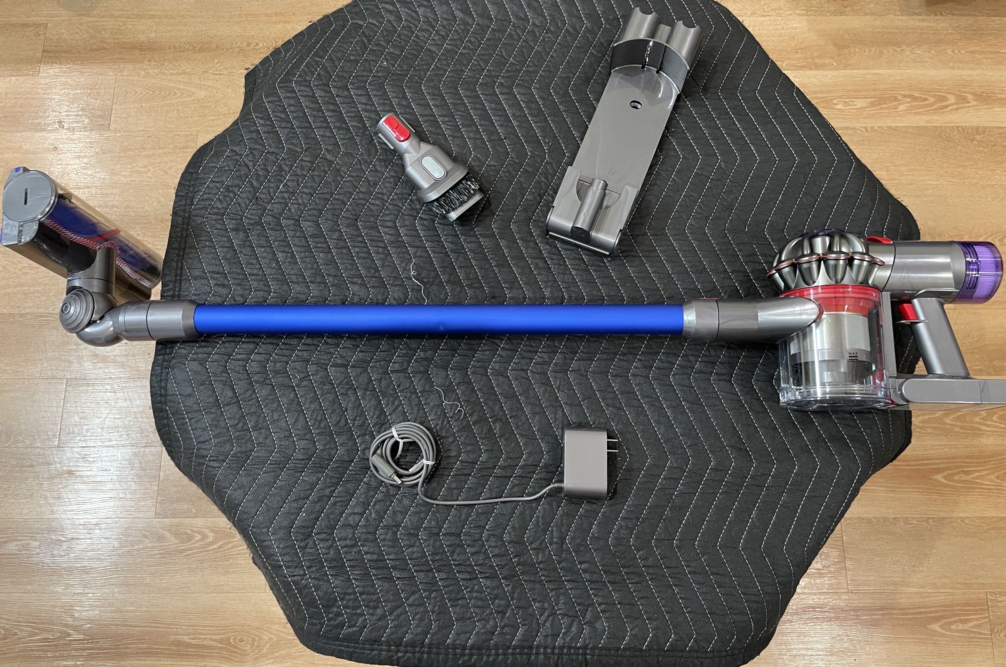 Dyson V8 Vac