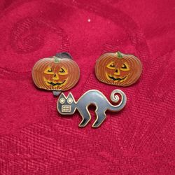 Vintage HALLOWEEN Pin Lot- Black Cat Pumpkins