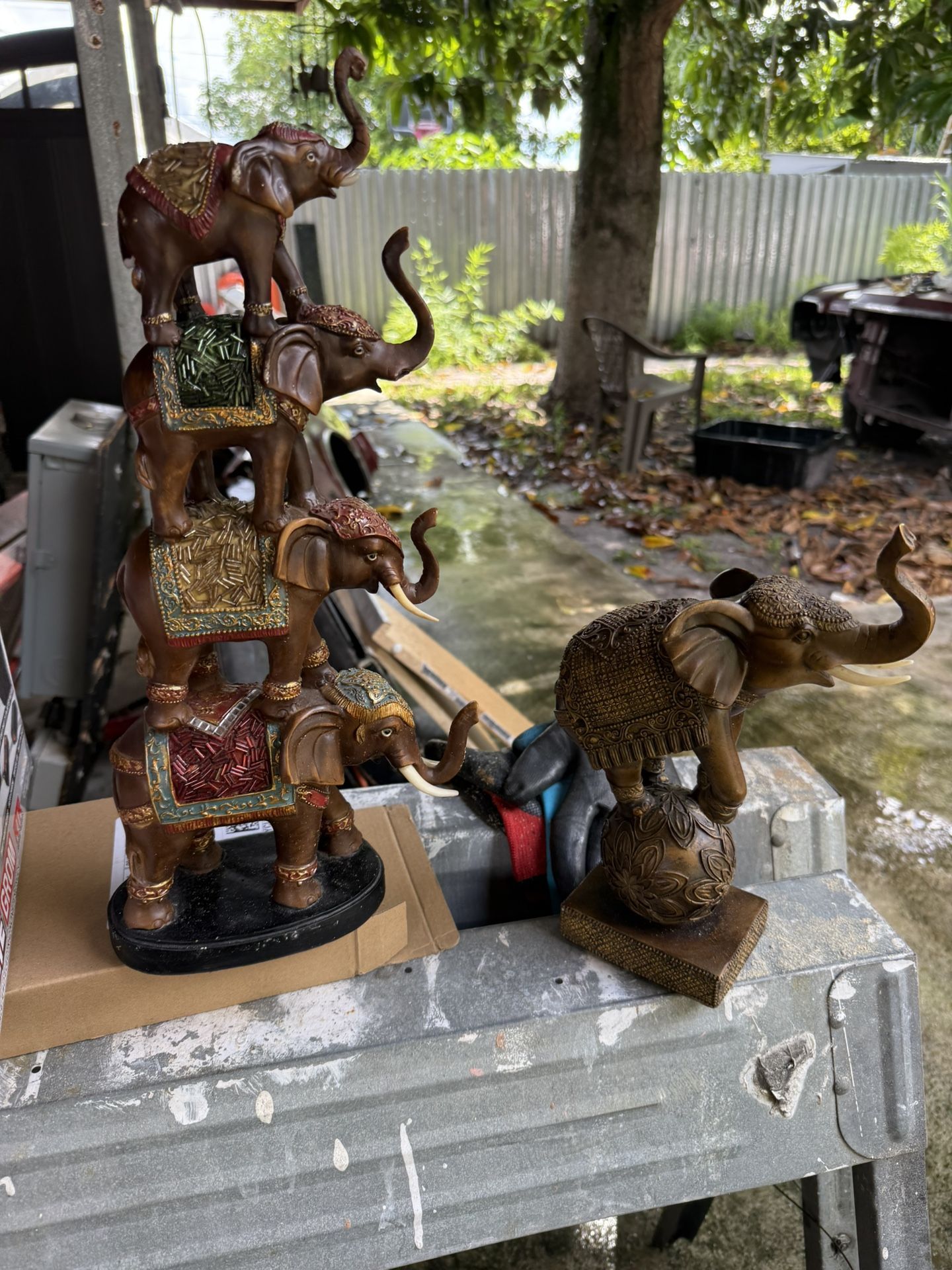 Elephant house art