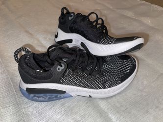 Womens Joyride Size 6